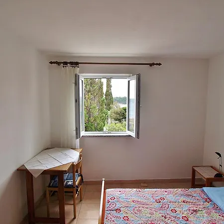 Apartment Nada Rab Town